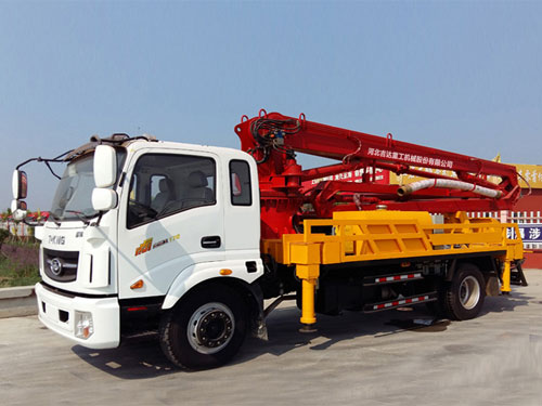 Concrete pump truck